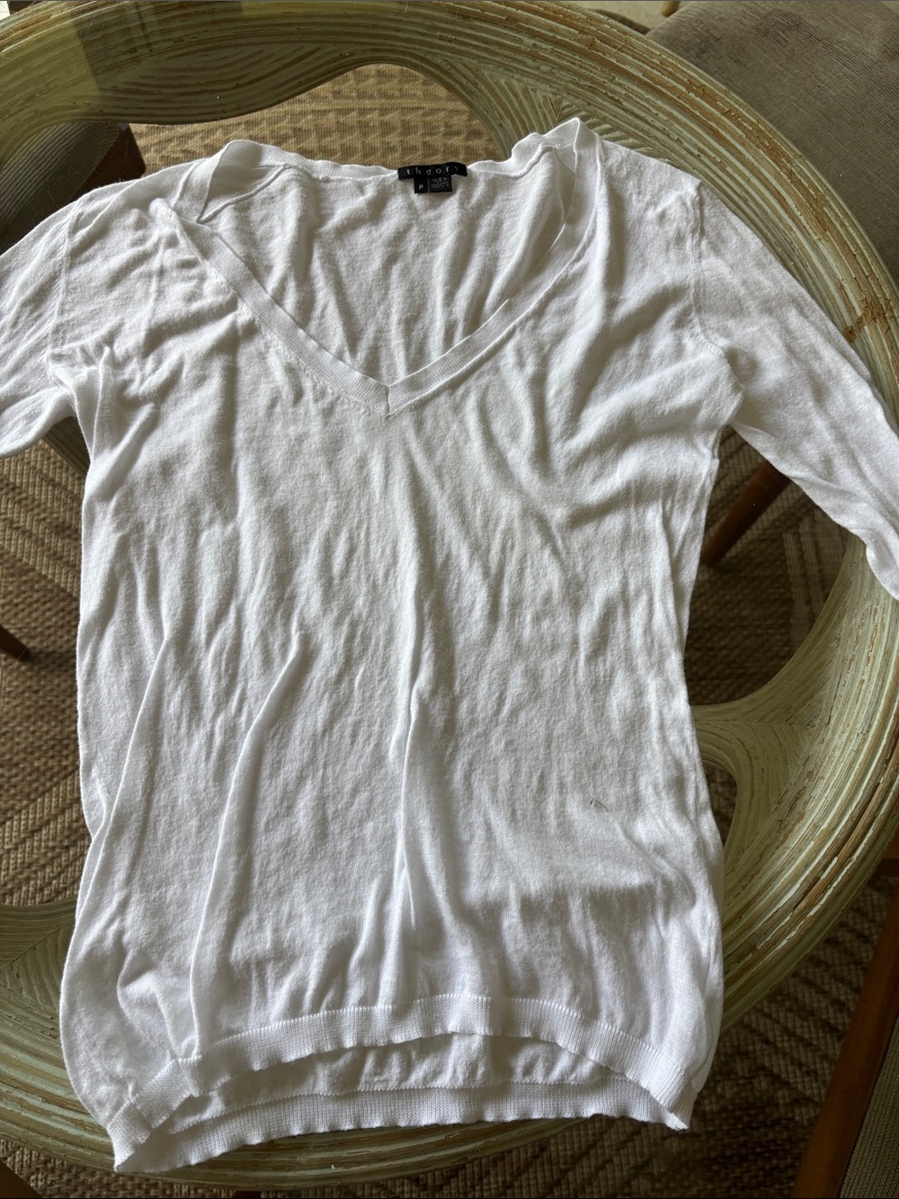 Theory White V-Neck Short Sleeve Knit Top.